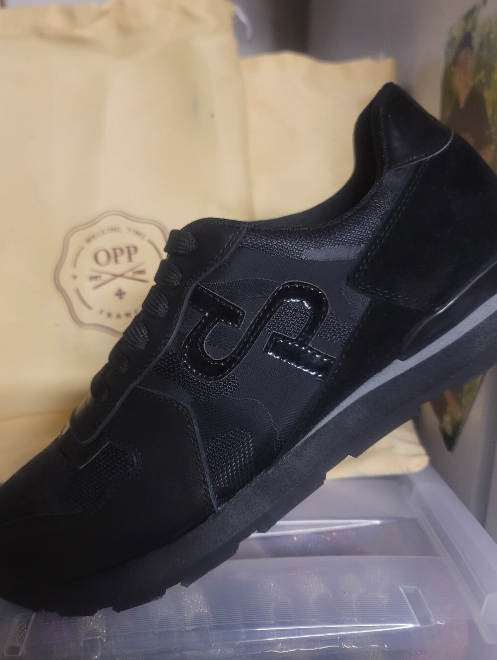 NWT-OPP Men's All Black Sneakers Size 10